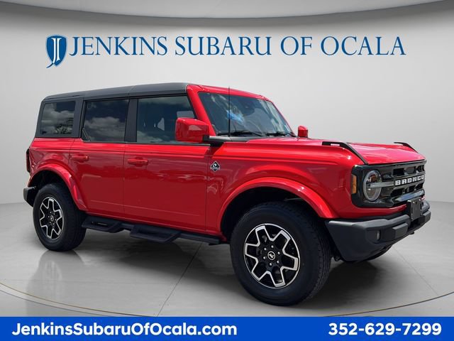 Used 2023 Ford Bronco Outer Banks AWD/4WD image 1