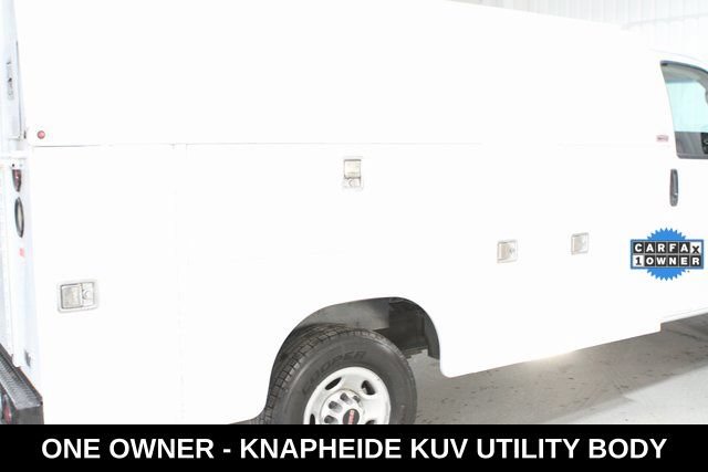 Used 2020 GMC Savana 3500 w/ Power Convenience Package RWD image 34
