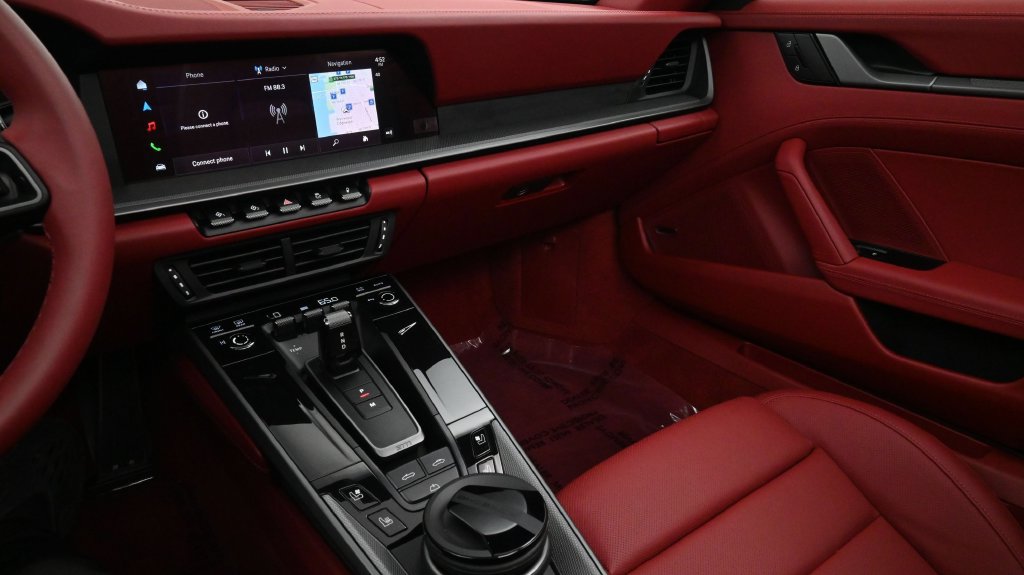 Certified 2026 Porsche 911 Carrera w/ Premium Package RWD image 8