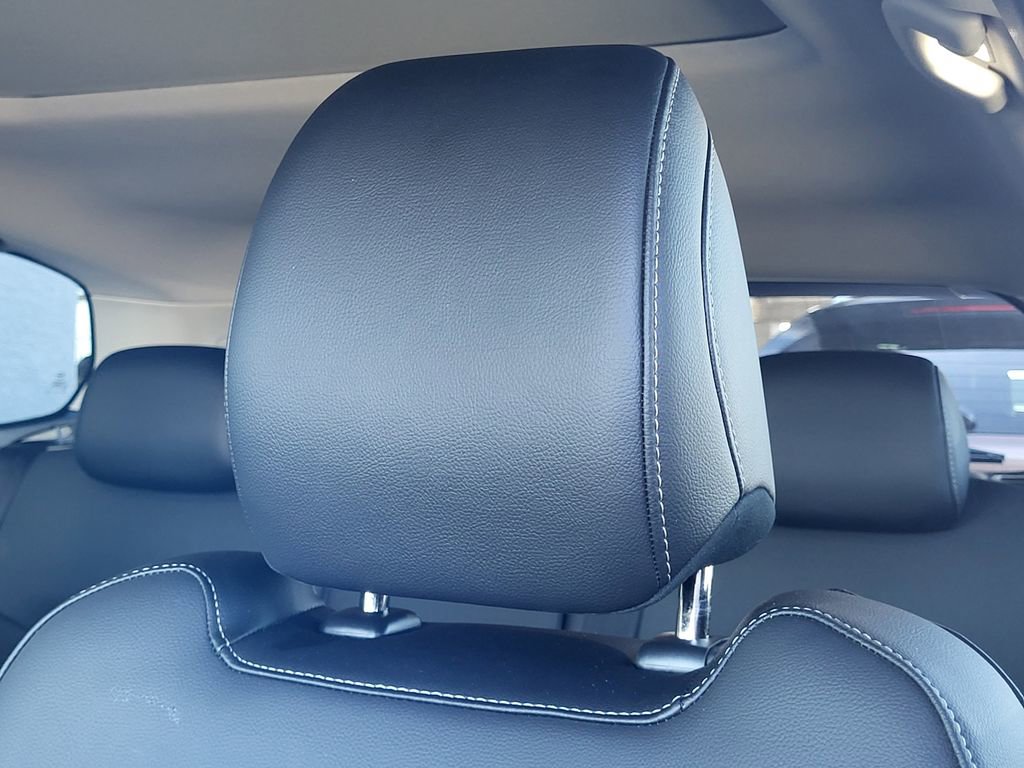 Used 2025 MAZDA CX-50 AWD 2.5 S w/ Weather Package image 14