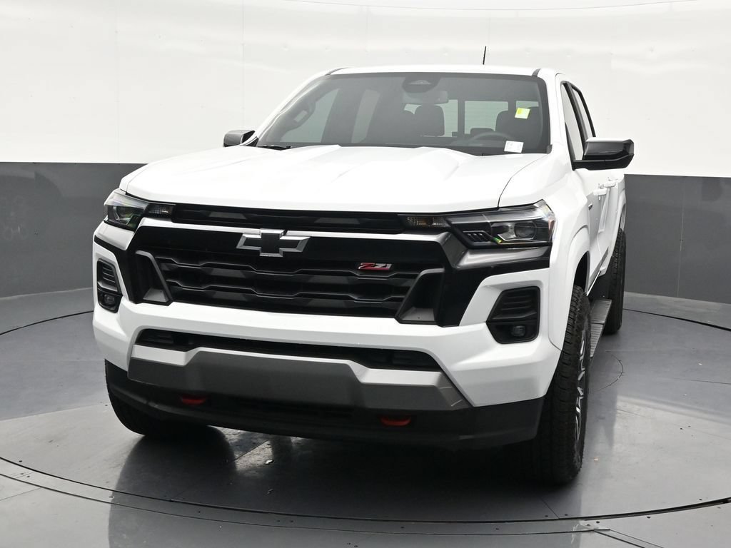 Used 2026 Chevrolet Colorado Z71 w/ Z71 Convenience Package 2 AWD/4WD image 9