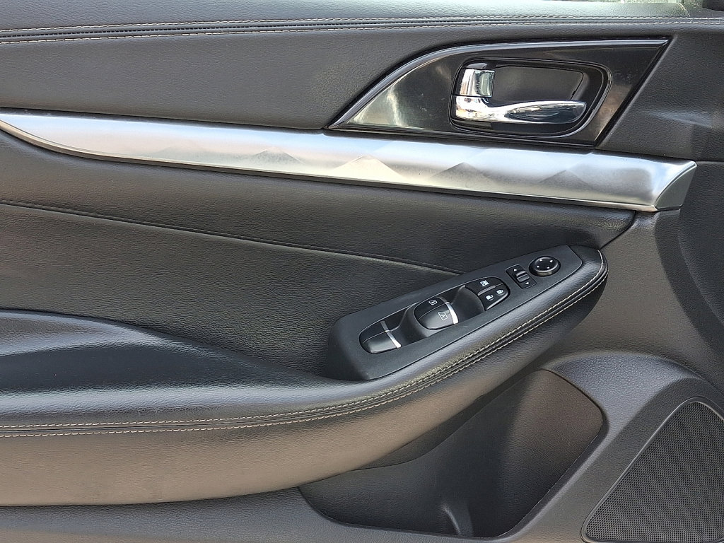 Used 2020 Nissan Maxima 3.5 SV w/ Floor Mat Group image 19