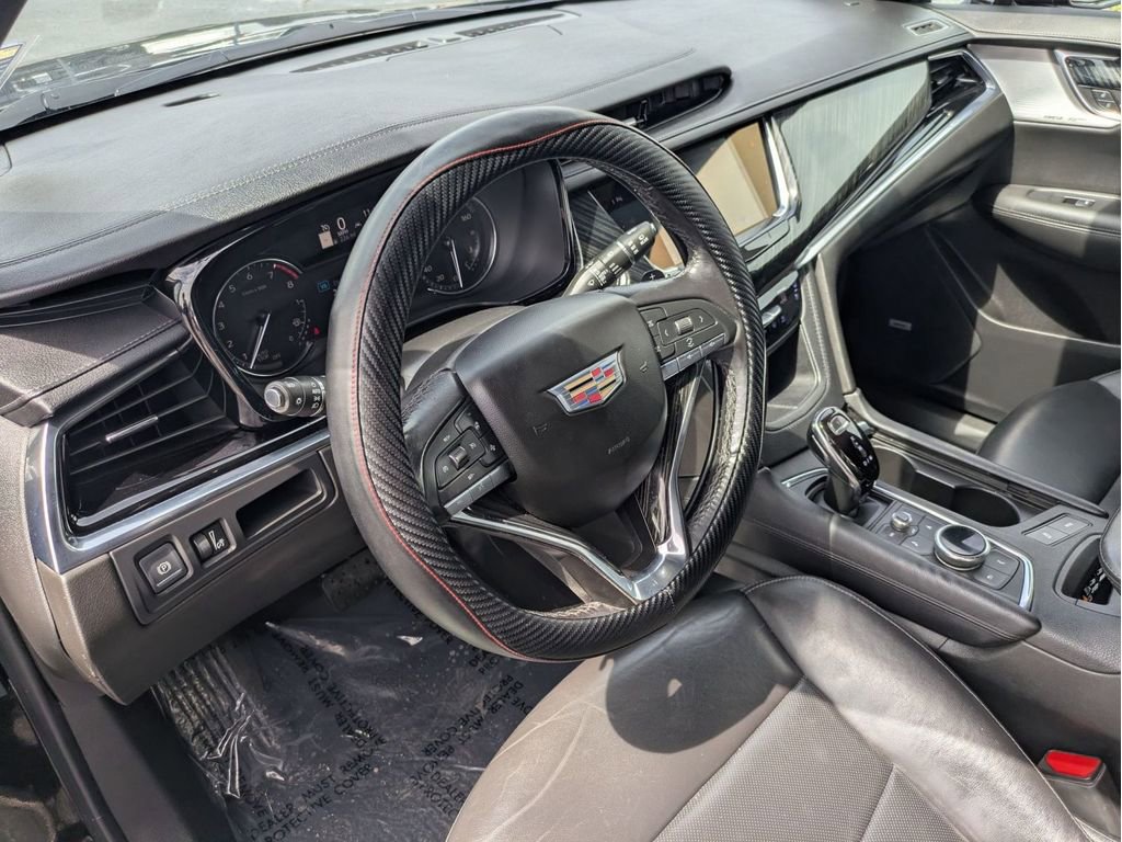 Used 2022 Cadillac XT6 Premium Luxury AWD/4WD image 12