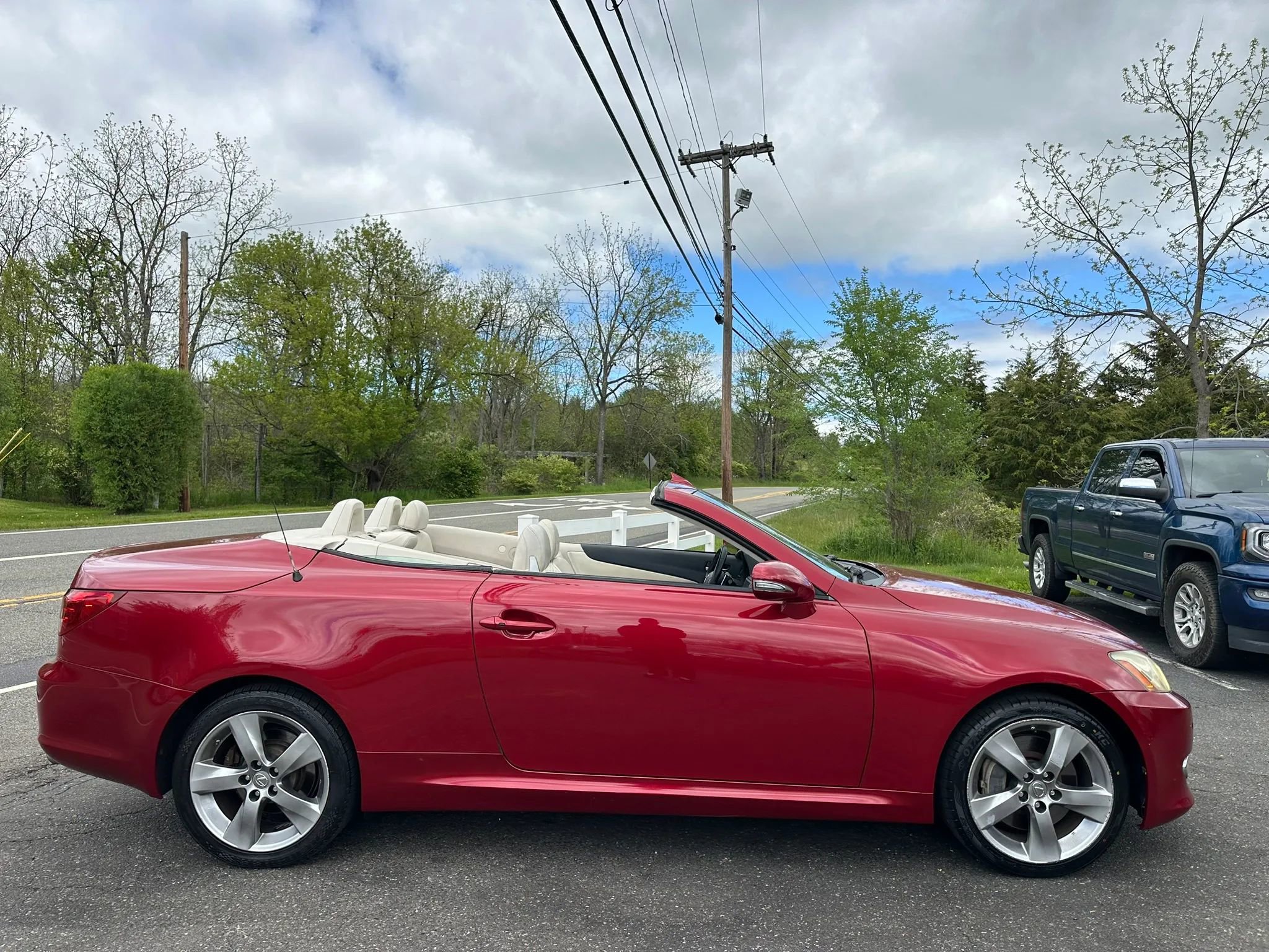 Used 2010 Lexus IS 350C RWD image 7
