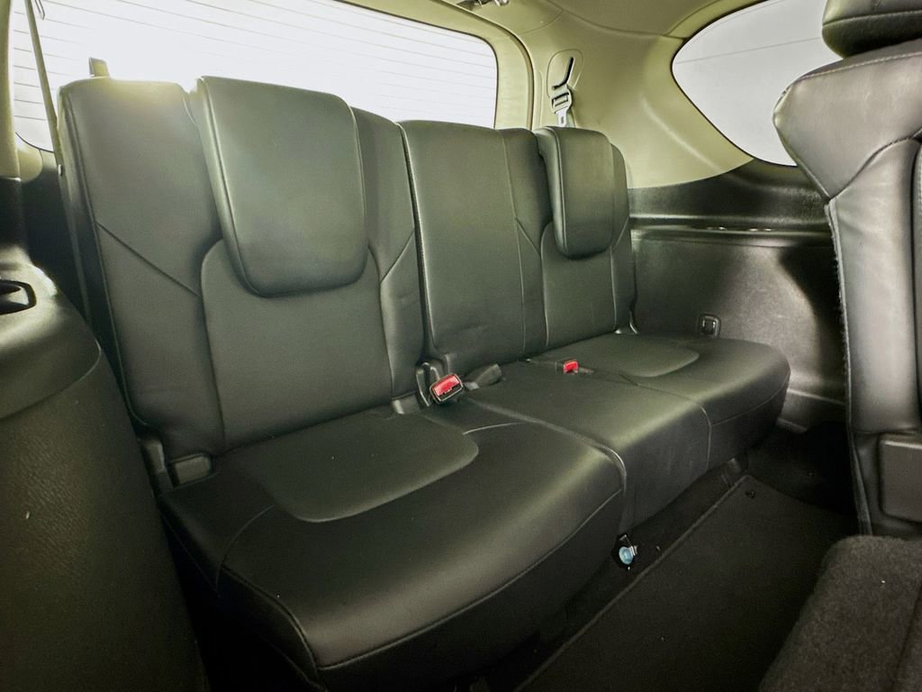 Used 2024 Nissan Armada SV RWD image 34