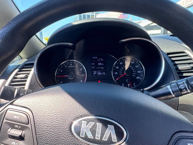 Used 2014 Kia Forte LX FWD image 17