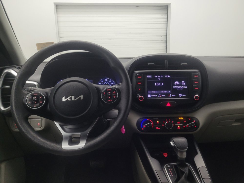 Used 2022 Kia Soul LX FWD image 22