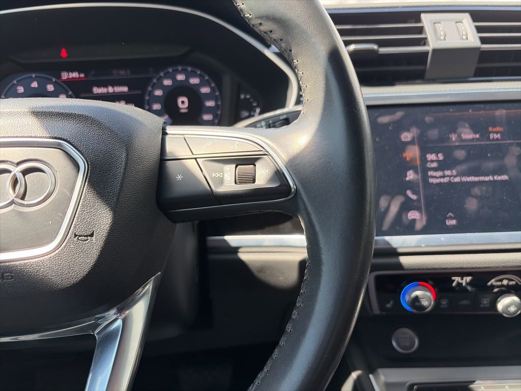 Used 2020 Audi Q3 2.0T Premium w/ Convenience Package image 18