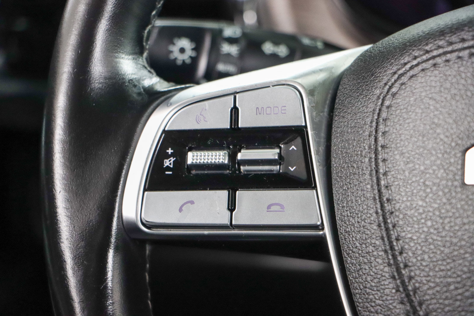 Used 2022 Kia Telluride EX w/ EX Premium Package image 13