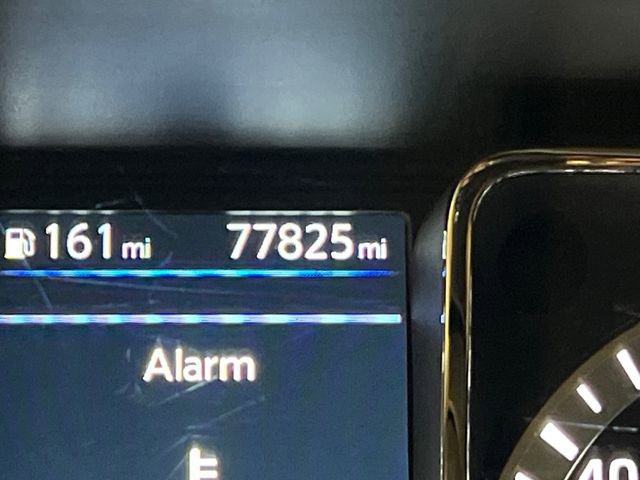 Used 2019 Nissan Titan SV image 23