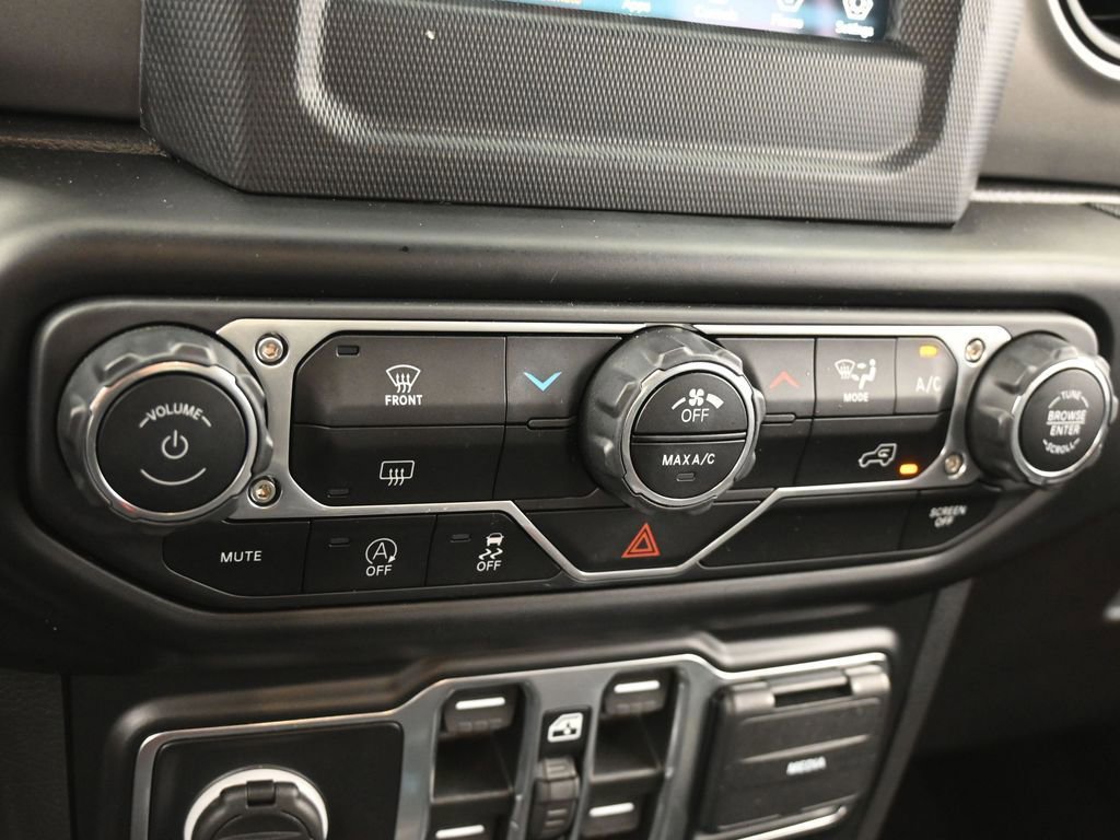Used 2022 Jeep Wrangler Unlimited Sport image 21