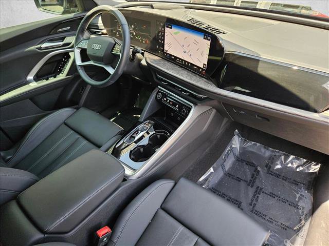 Used 2025 Audi Q5 Premium AWD/4WD image 28