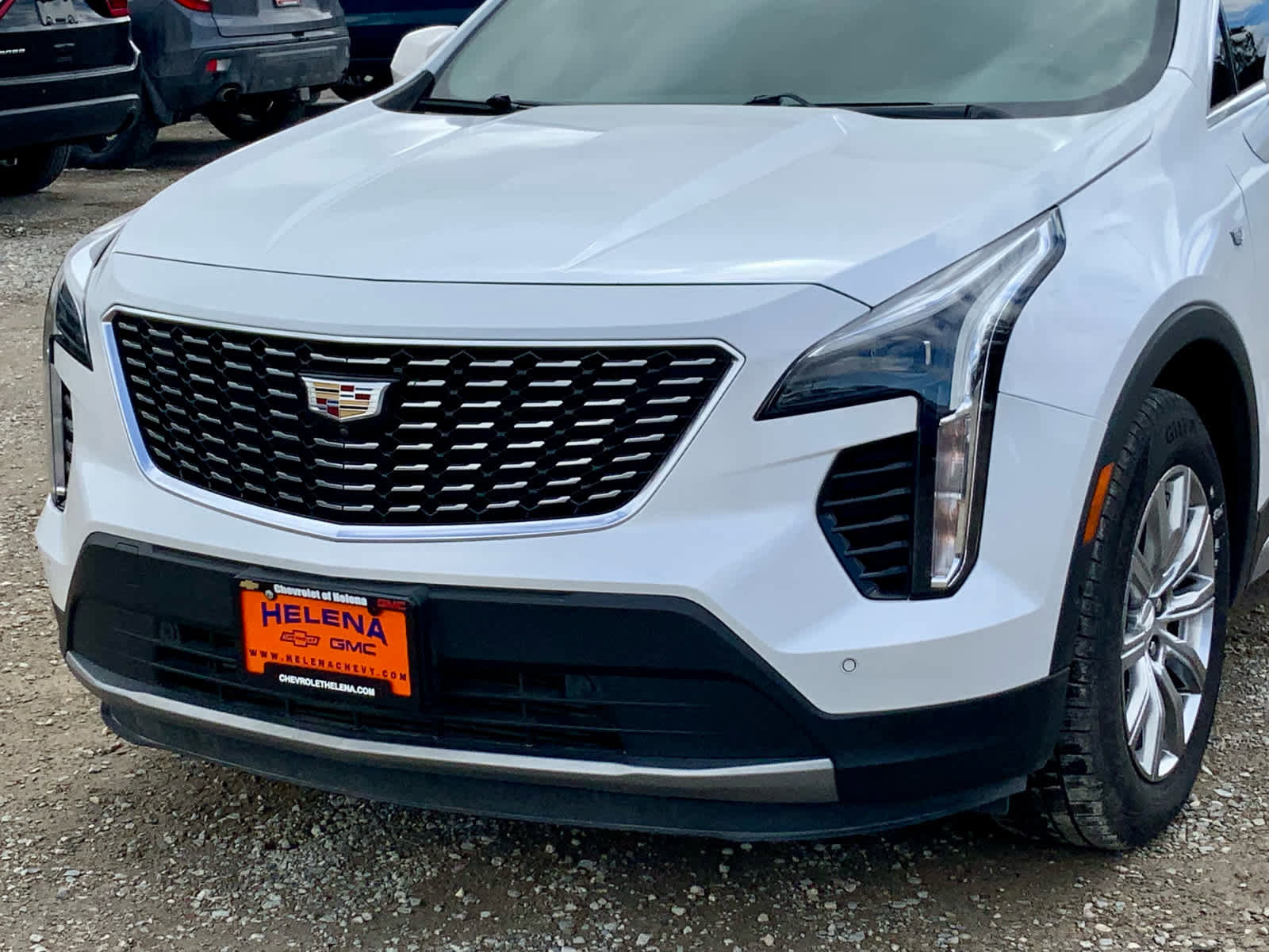 Used 2021 Cadillac XT4 Premium Luxury w/ Enhanced Visibility Package image 9