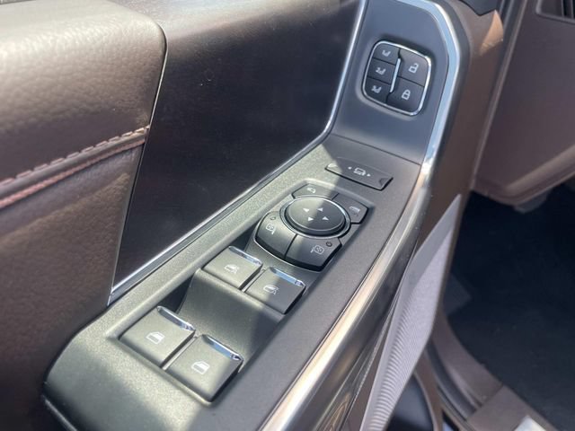 New 2025 Ford F350 King Ranch w/ Chrome Package AWD/4WD image 19