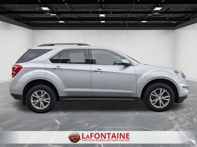 Used 2017 Chevrolet Equinox LT w/ Convenience Package AWD/4WD image 6