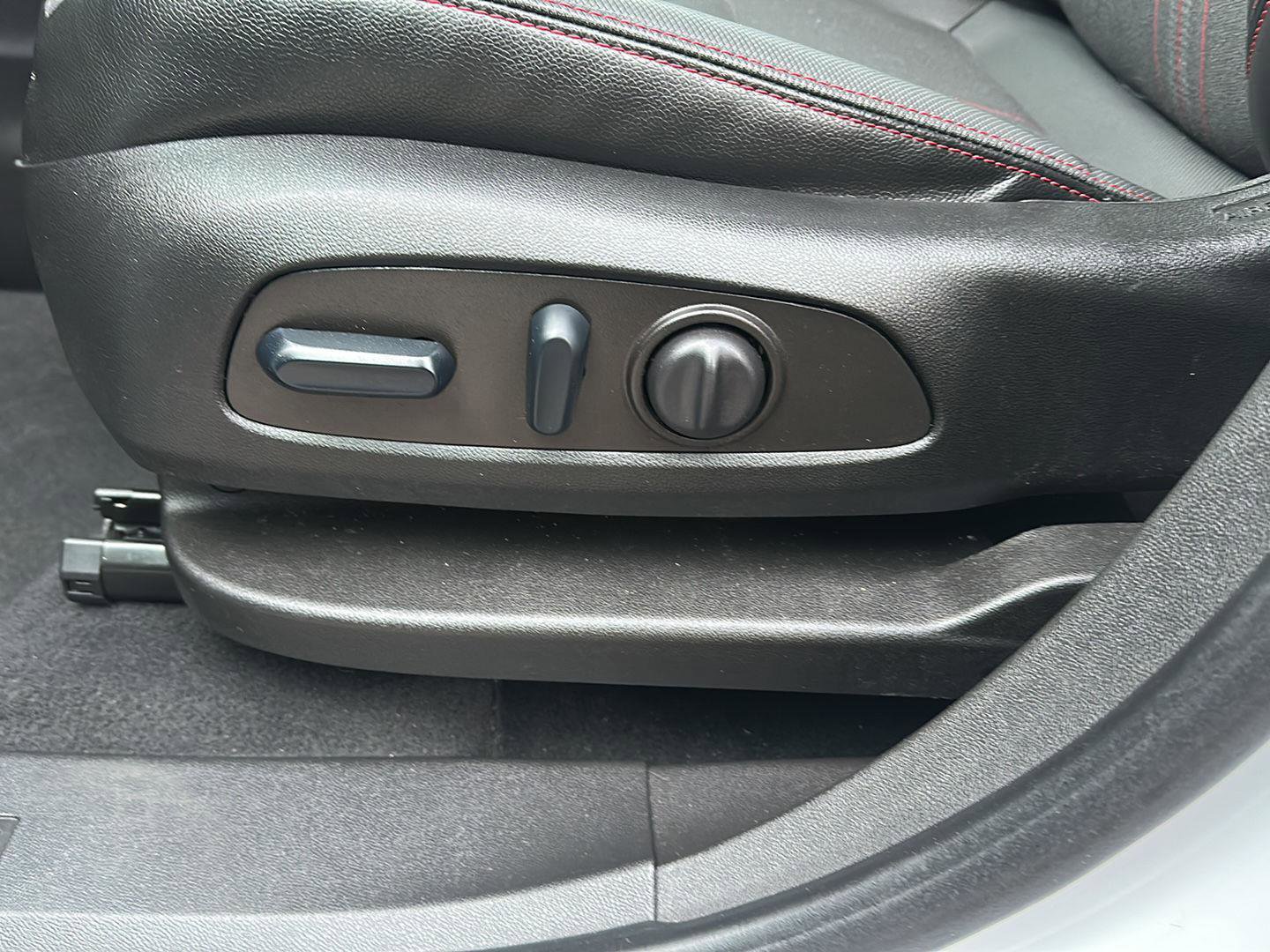 Certified 2022 Chevrolet Equinox RS image 27