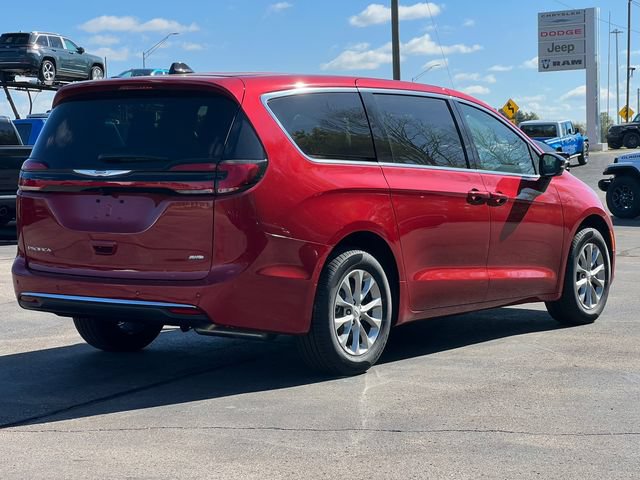 New 2026 Chrysler Pacifica Select AWD/4WD image 46