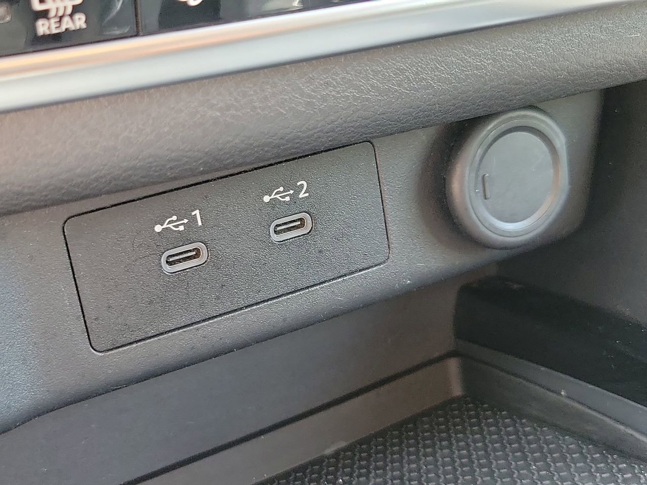 Used 2025 Nissan Rogue SV AWD/4WD image 29