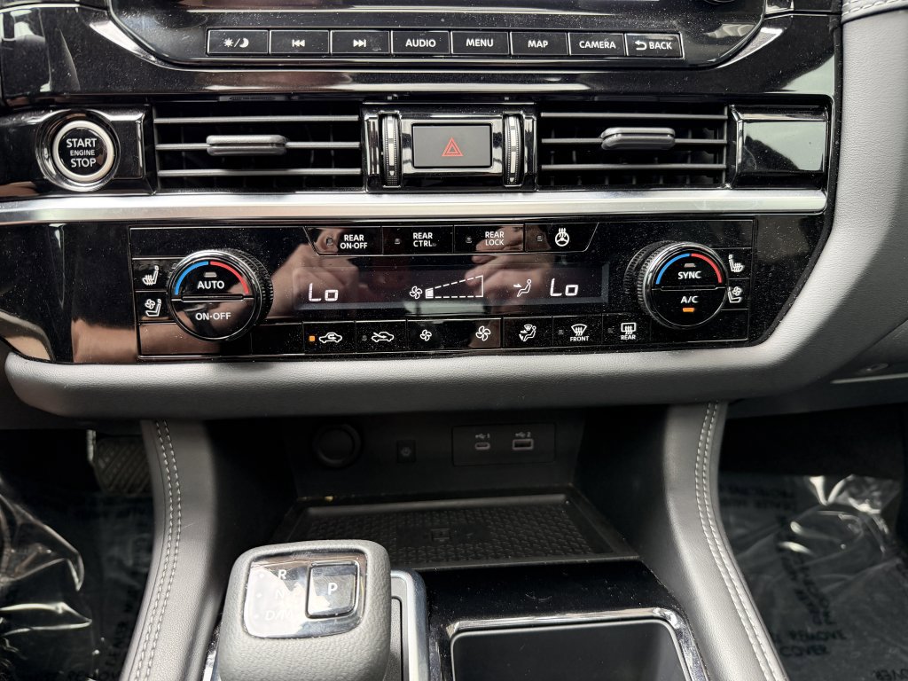 Used 2023 Nissan Pathfinder Platinum image 22