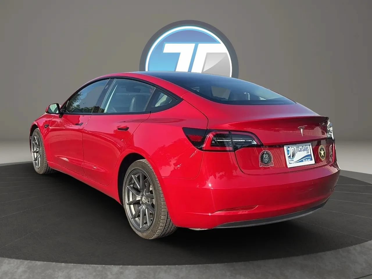 Used 2023 Tesla Model 3 Standard Range RWD image 4