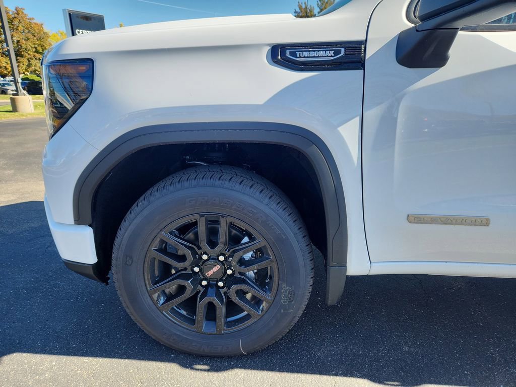 New 2026 GMC Sierra 1500 Elevation image 8