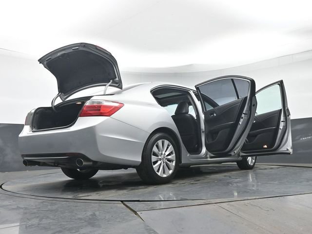 Used 2015 Honda Accord EX-L image 45