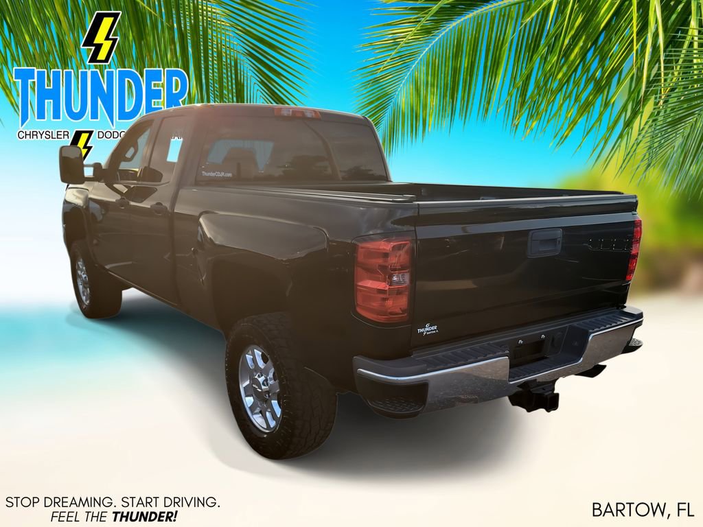 Used 2015 Chevrolet Silverado 2500 LT w/ LT Convenience Package image 3
