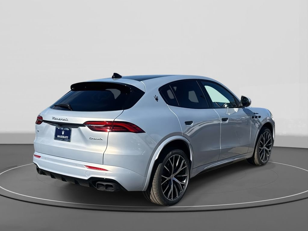 New 2026 Maserati Grecale Modena image 4