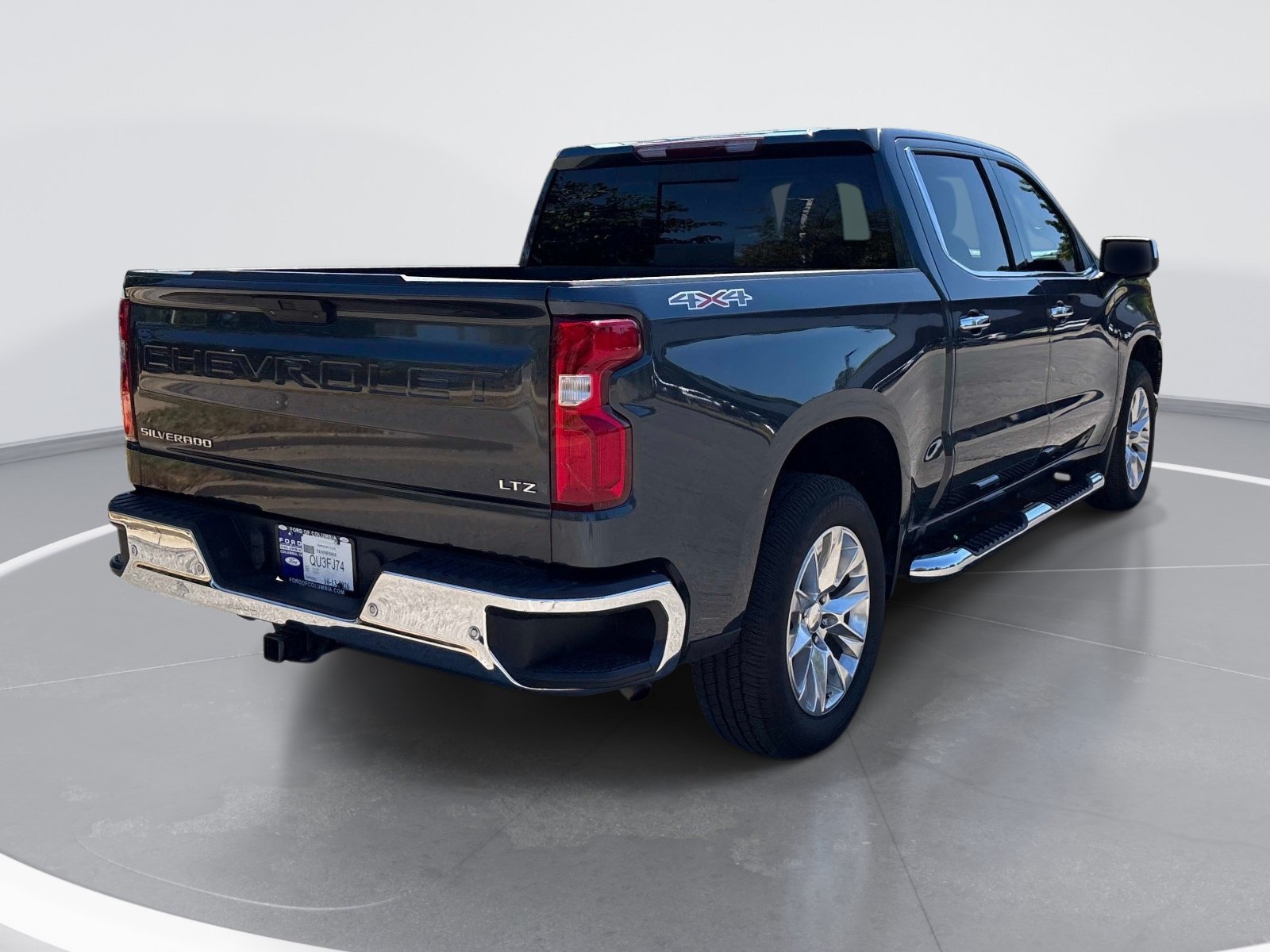 Used 2022 Chevrolet Silverado 1500 LTZ w/ LTZ Premium Package AWD/4WD image 8