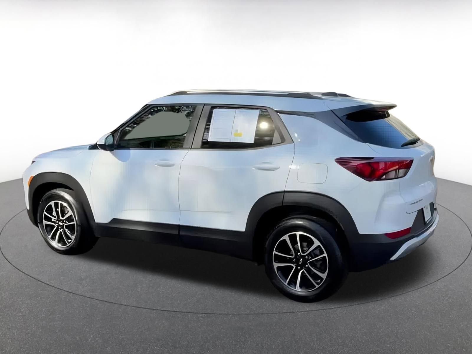 Used 2025 Chevrolet TrailBlazer LT image 10