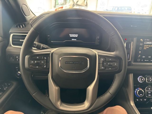 Used 2023 GMC Yukon XL Denali AWD/4WD image 40
