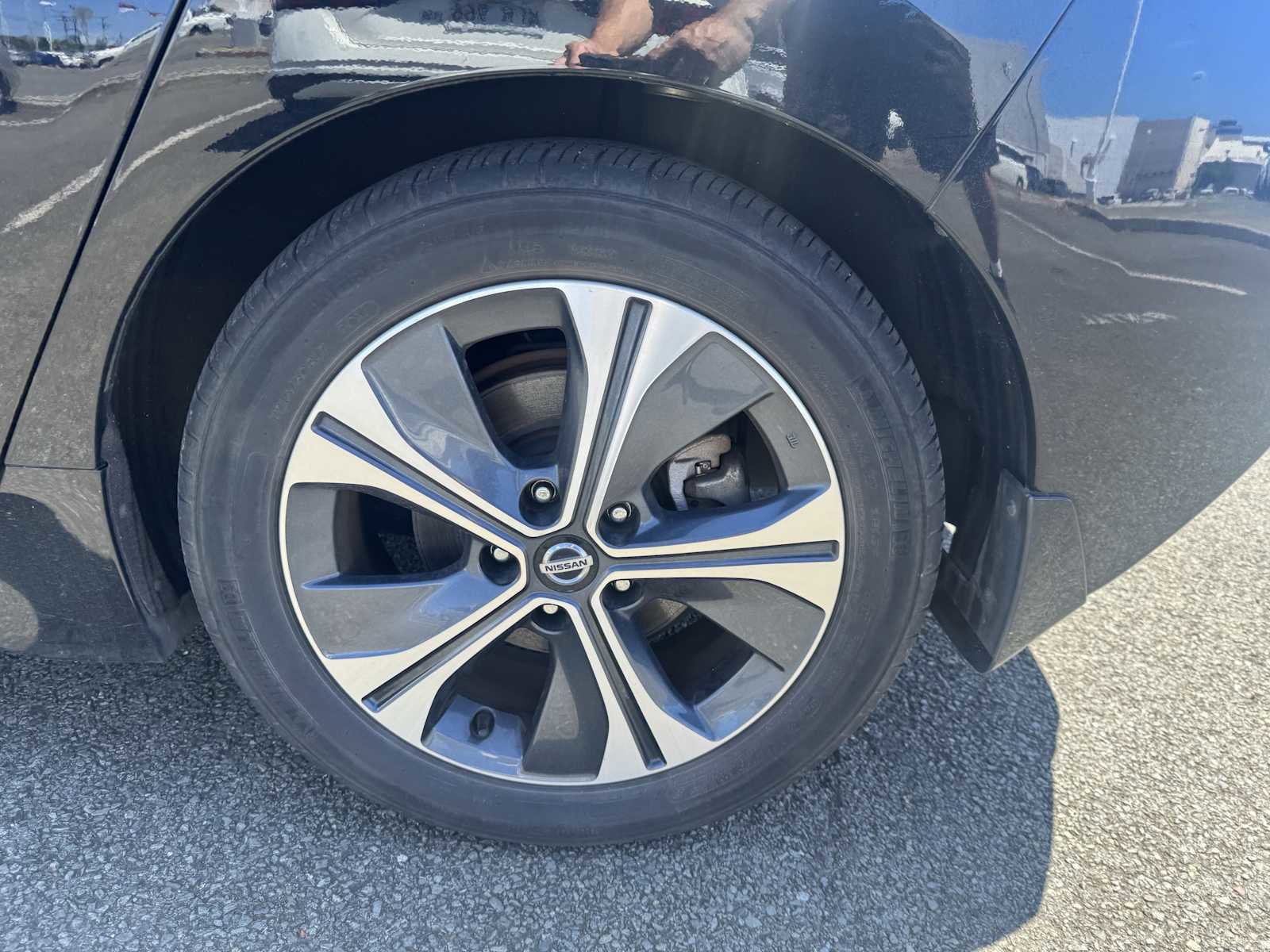 Certified 2020 Nissan Leaf SV w/ SV Technology Package image 5