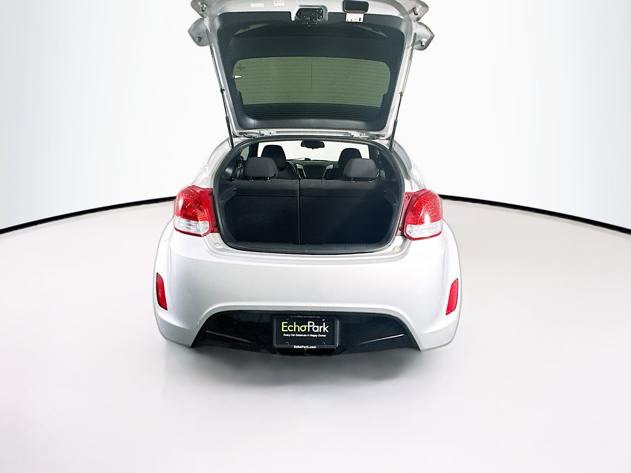 Used 2017 Hyundai Veloster Value Edition image 28