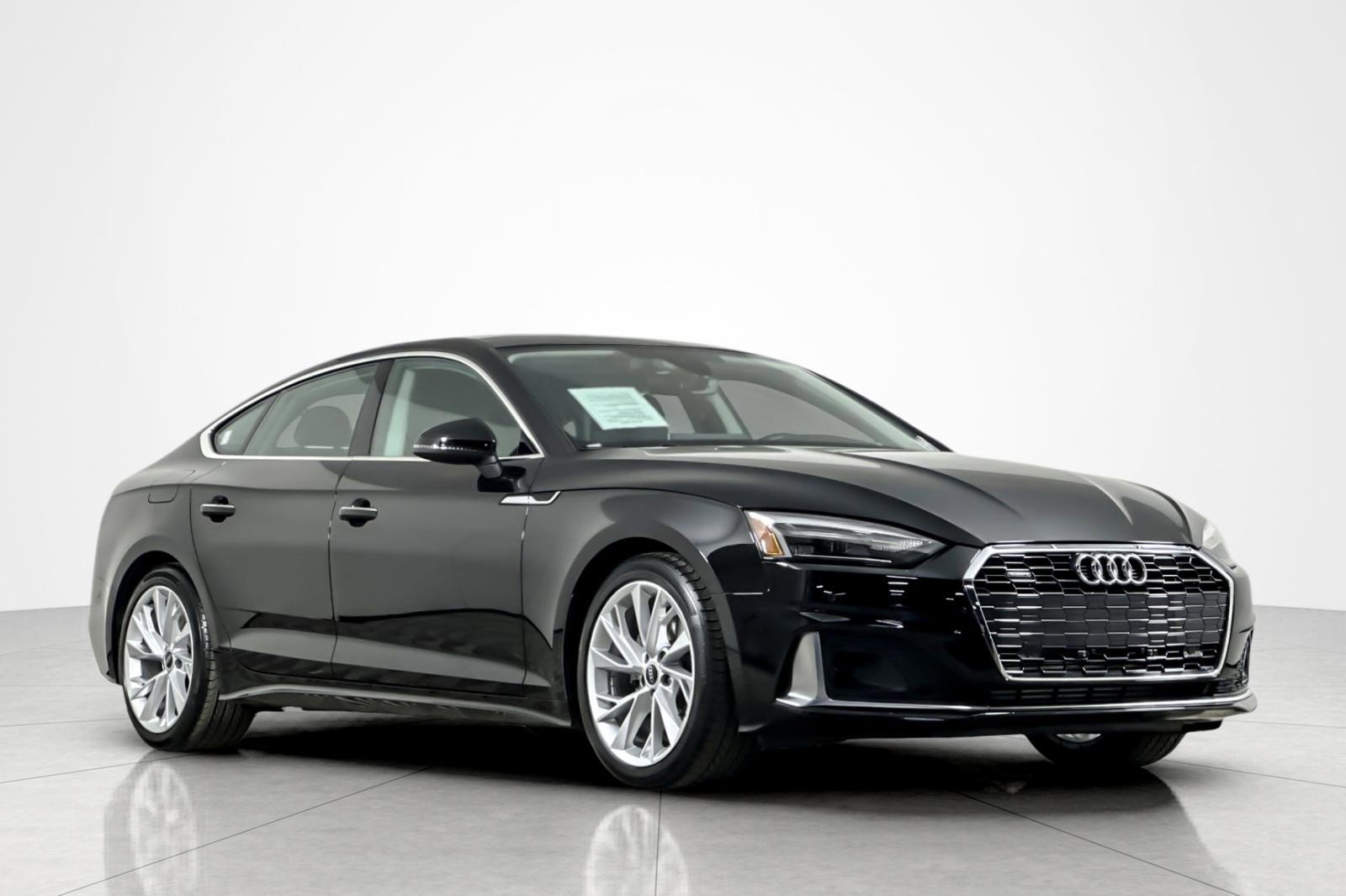 Used 2022 Audi A5 2.0T Premium image 7