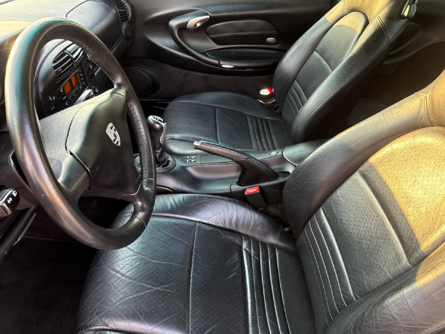 Used 2000 Porsche 911 Carrera RWD image 18