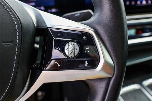 Certified 2024 BMW i7 eDrive50 image 16
