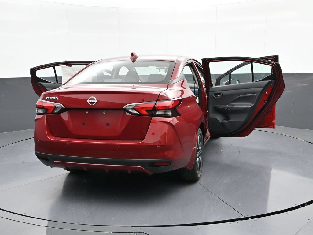 New 2025 Nissan Versa SV w/ Trunk Package FWD image 32