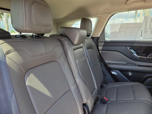 Certified 2025 Lincoln Corsair Reserve FWD image 28