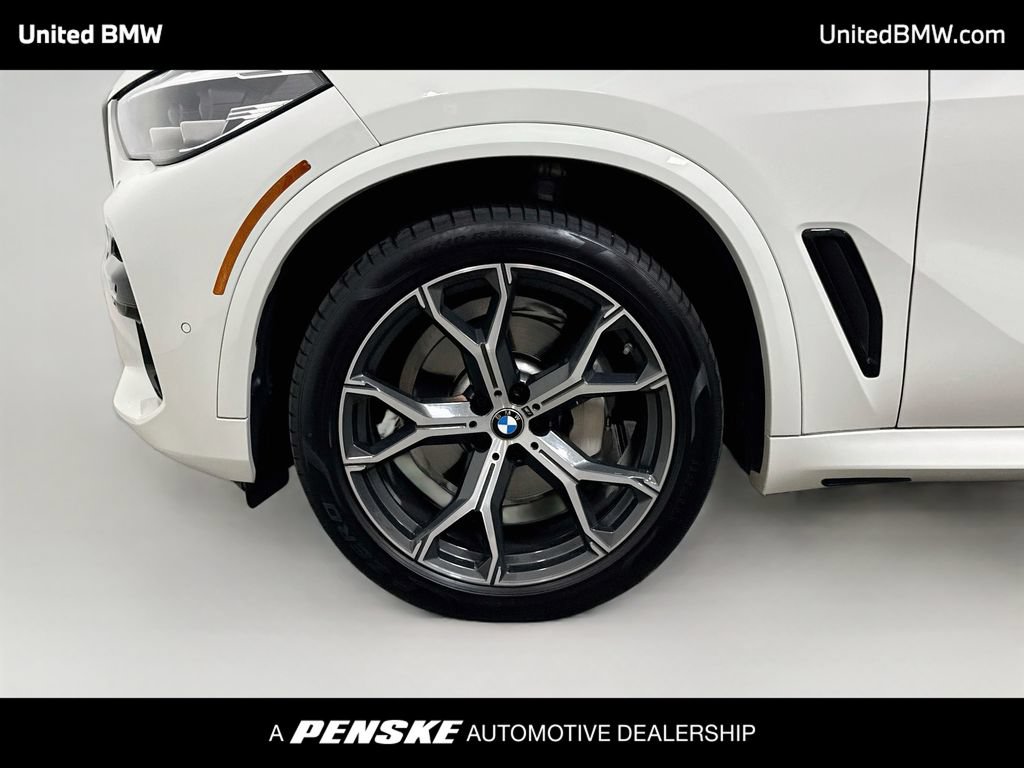 Certified 2023 BMW X5 xDrive40i w/ M Sport Package AWD/4WD image 9