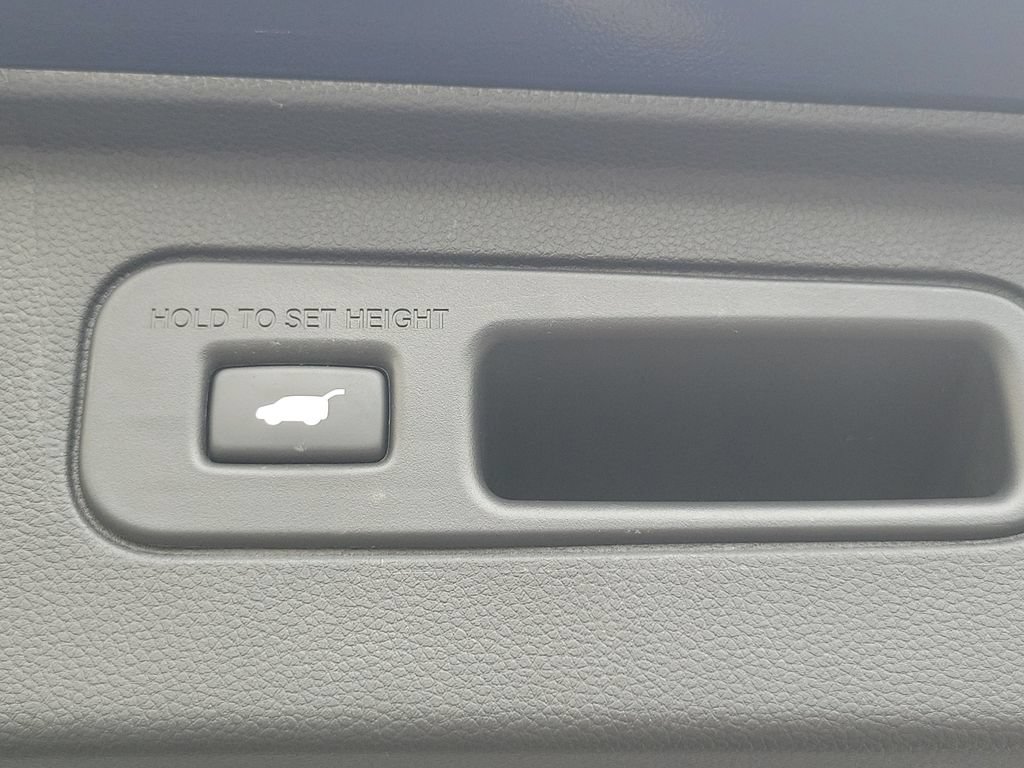 Certified 2024 Honda Pilot EX-L image 9