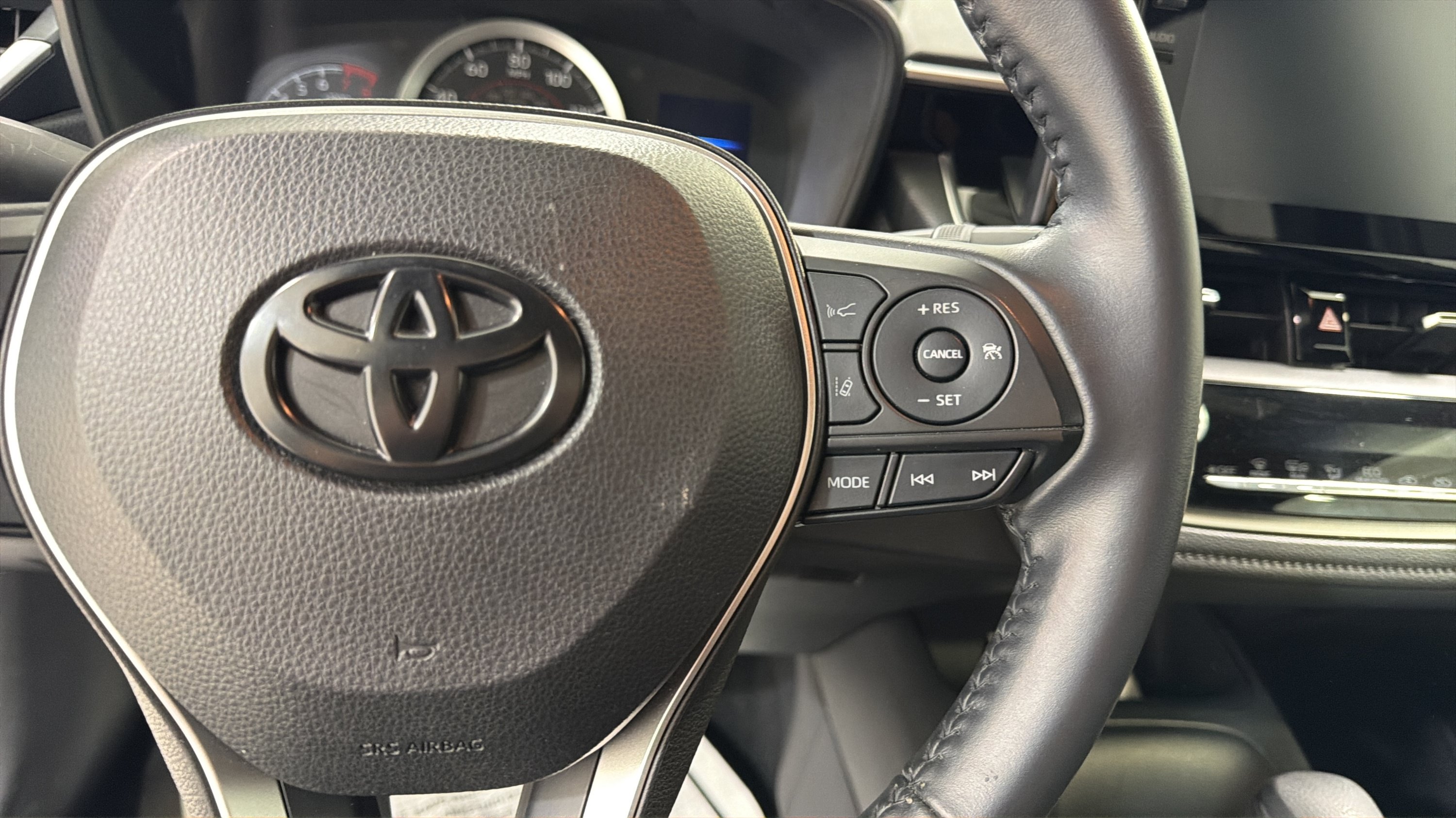 Used 2022 Toyota Corolla SE FWD image 14