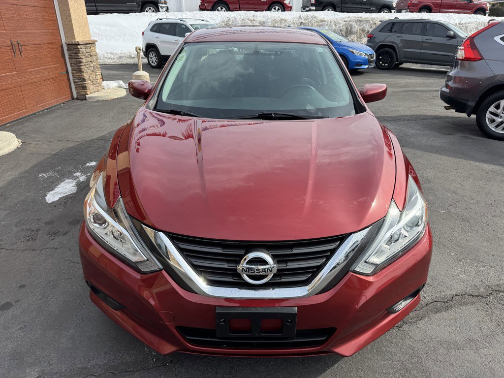 Used 2017 Nissan Altima 2.5 SV image 3