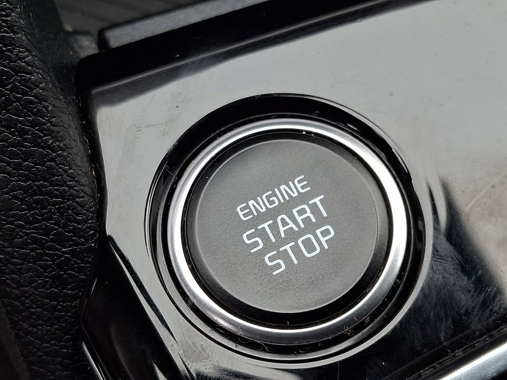 Certified 2023 Kia Sportage SX image 25