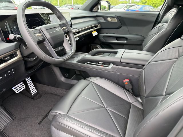 New 2027 Kia Telluride LX w/ Towing Package FWD image 16