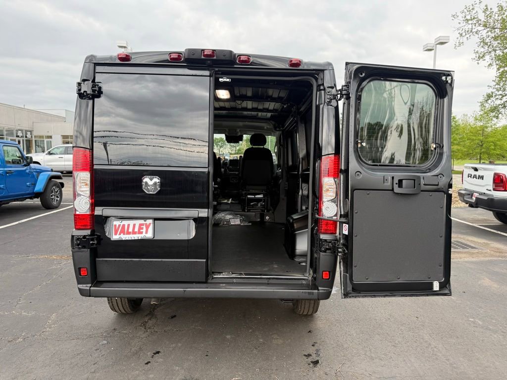 New 2026 RAM ProMaster 1500 w/ Cold Weather Group FWD image 33
