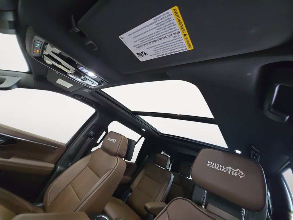 Certified 2026 Chevrolet Tahoe High Country AWD/4WD image 17