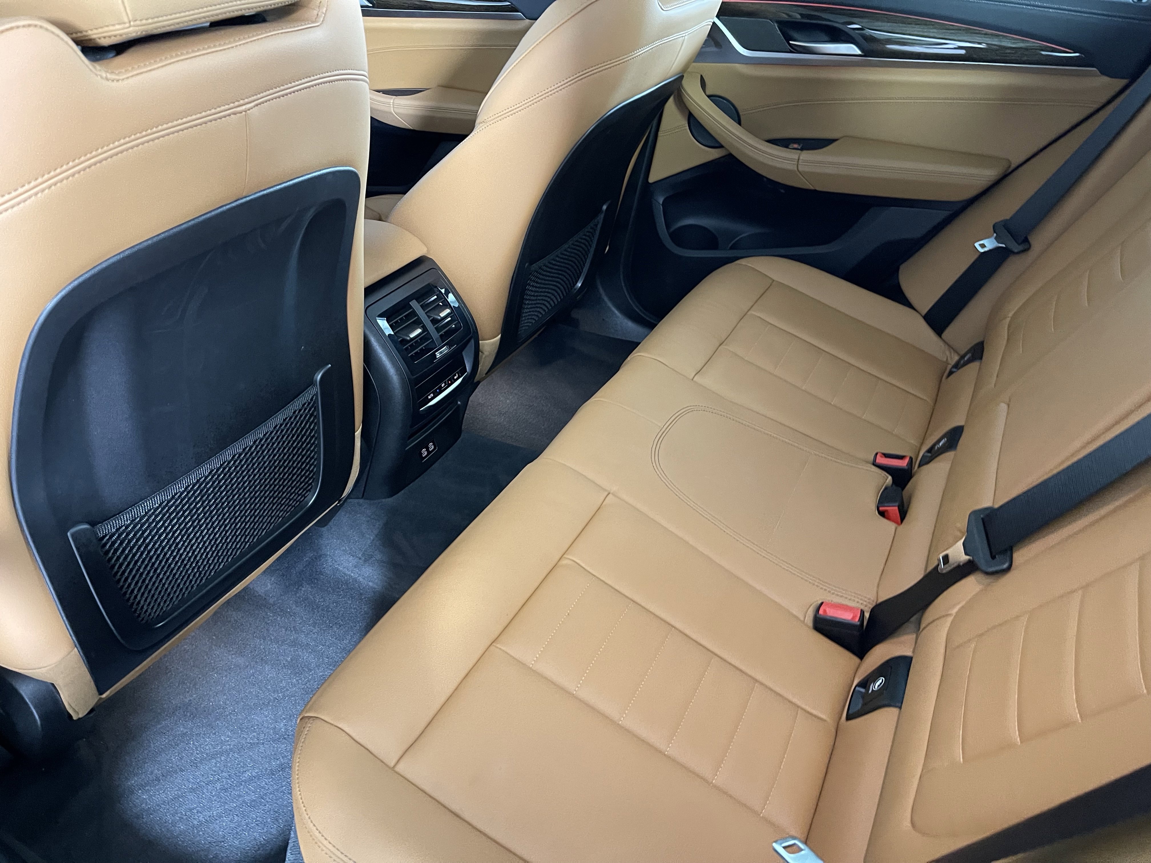 Used 2021 BMW X3 M40i w/ Executive Package image 17