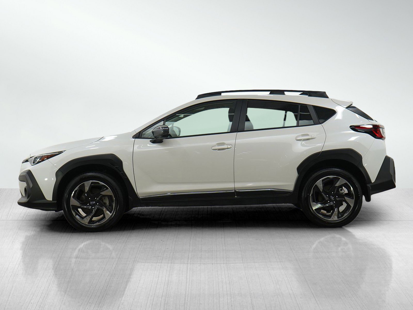 Used 2024 Subaru Crosstrek 2.5i Limited AWD/4WD image 2