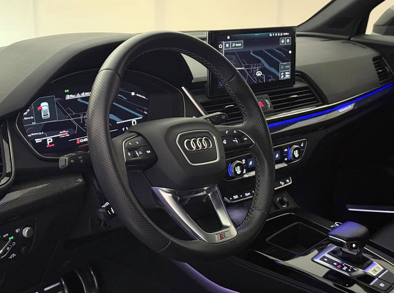 Used 2023 Audi SQ5 Prestige w/ Prestige Package AWD/4WD image 22