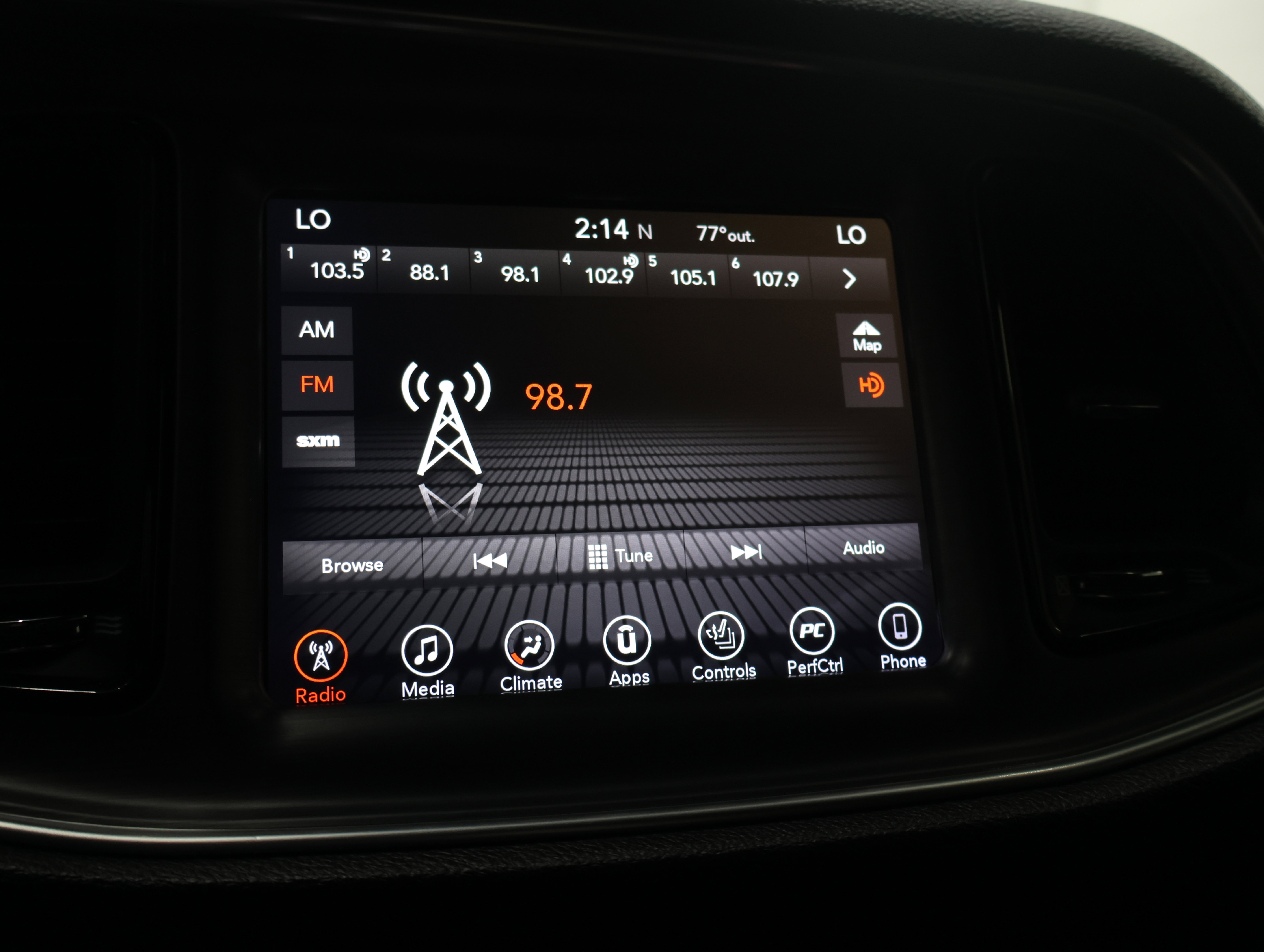 Used 2017 Dodge Challenger R/T Scat Pack RWD image 11